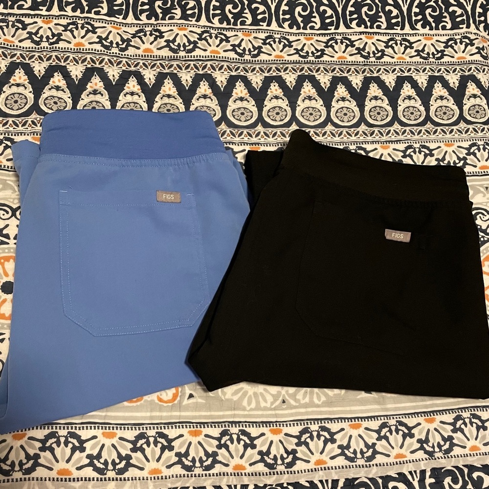 FIGS scrub pants